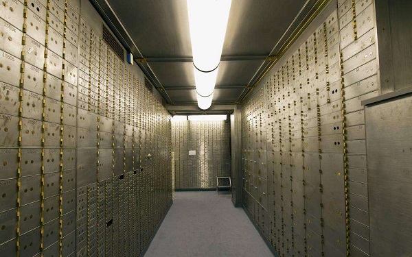 潮濕的地下室-怎樣選擇正確的抽濕器 潮濕的地下室-怎樣選擇正確的抽濕器